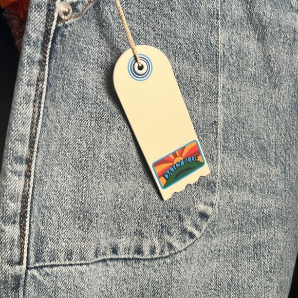 NWT SKYE Daily Blue Sold Out Bell Jeans - Picture 3 of 9